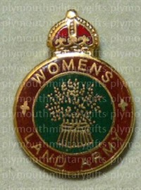 Womens Land Army Lapel Pin